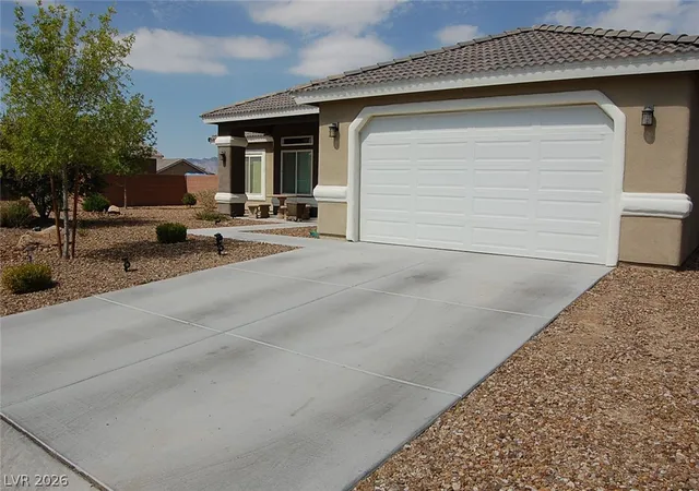 Photo 2 of Single family home for sale at 150 White Burch Ln, Pahrump, NV 89048 | MLS# 2801081 | Listing updated on 2026-08-20