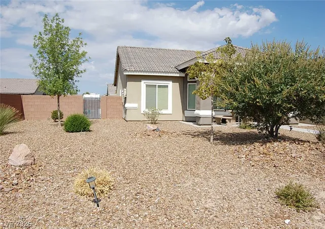 Photo 3 of Single family home for sale at 150 White Burch Ln, Pahrump, NV 89048 | MLS# 2801081 | Listing updated on 2026-08-20