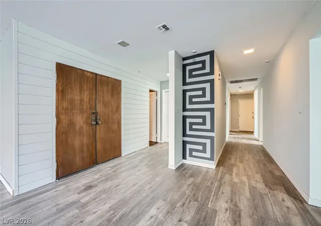Photo 4 of Townhouse for sale at 3954 Edgemoor Way, Las Vegas, NV 89121 | MLS# 2801285 | Listing updated on 2026-07-18