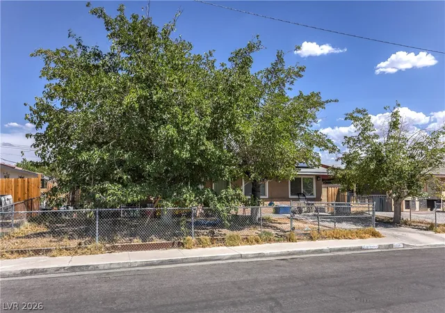 Photo 2 of Single family home for sale at 2116 W Travis St, North Las Vegas, NV 89030 | MLS# 2801206 | Listing updated on 2026-08-19