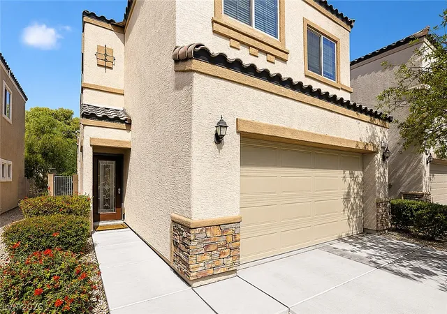 Photo 3 of Single family home for sale at 2815 Rough Green St, Las Vegas, NV 89117 | MLS# 2801453 | Listing updated on 2026-08-18