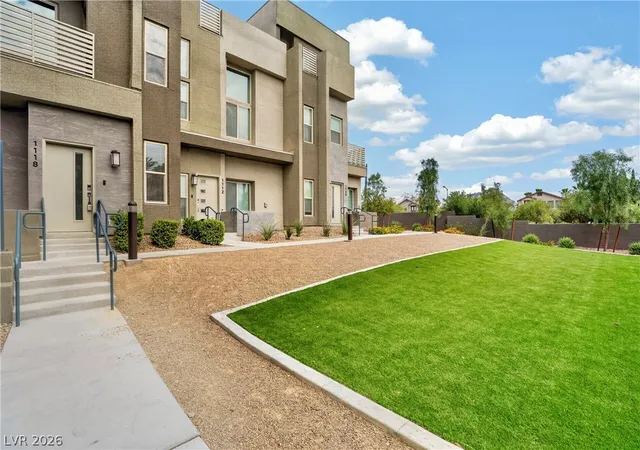 Photo 4 of Townhouse for sale at 1118 Prospering Crk St, Las Vegas, NV 89135 | MLS# 2796173 | Listing updated on 2026-07-21