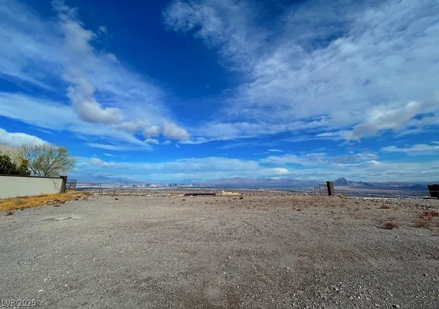 Photo 3 of Land for sale at 7 Sky Arc Ct, Henderson, NV 89012 | MLS# 2801340 | Listing updated on 2026-07-19
