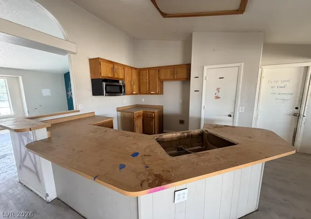 Photo 4 of Sale Pending at 4300 W Medicine Man Rd, Pahrump, NV 89048 | MLS# 2801221 | Listing updated on 2026-08-21