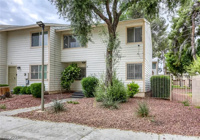 Photo 3 of Townhouse for sale at 4770 Topaz St #14, Las Vegas, NV 89121 | MLS# 2801624 | Listing updated on 2026-07-20