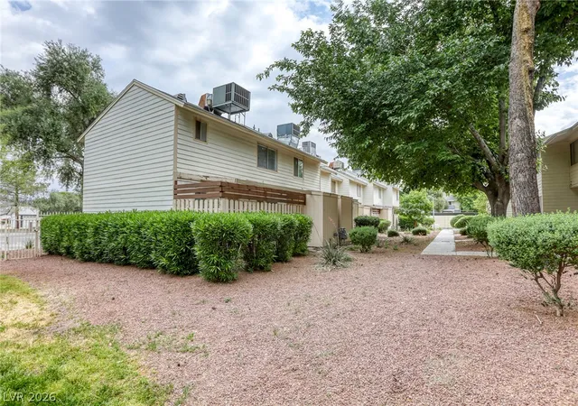 Photo 4 of Townhouse for sale at 4770 Topaz St #14, Las Vegas, NV 89121 | MLS# 2801624 | Listing updated on 2026-07-20