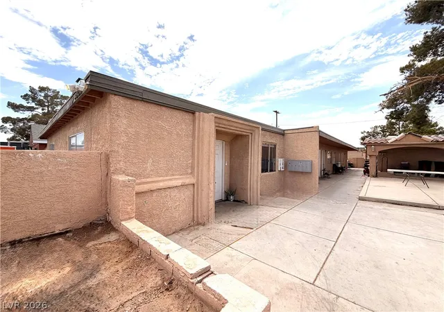 1st image of 1967 Linn Ln, Las Vegas, NV 89156 | MLS# 2801737