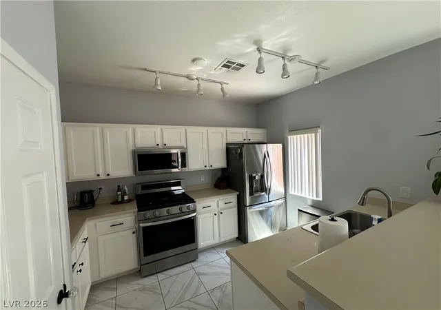 4th image of 6320 Rolling Rose St, North Las Vegas, NV 89081