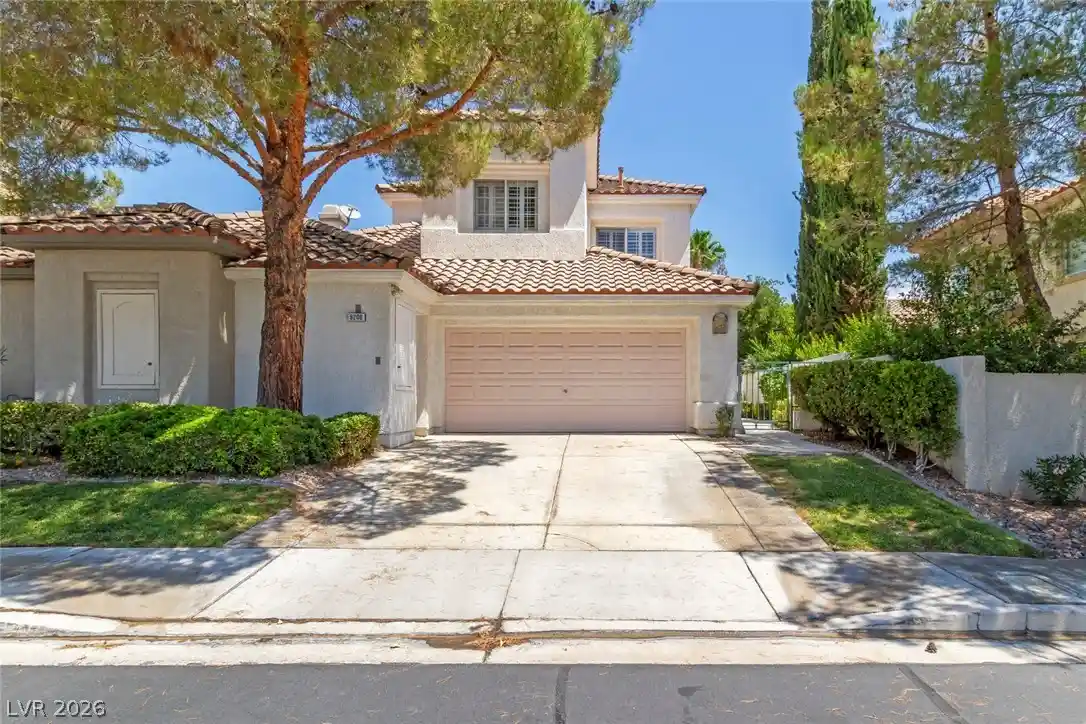 Townhouse for sale at 9208 Pitching Wedge Dr, Las Vegas, NV 89134 | MLS# 2801416