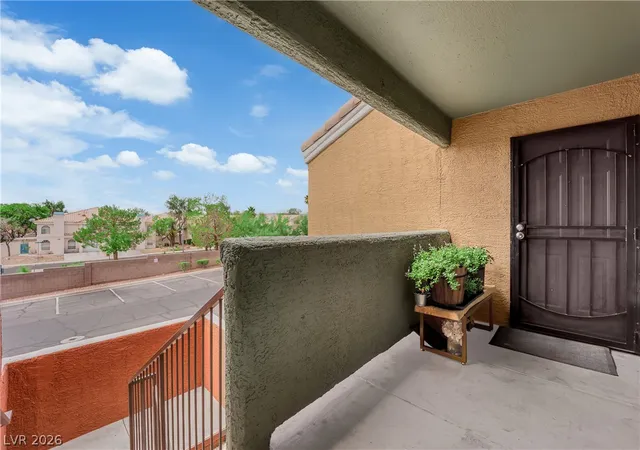 Homes for sale in Las Vegas, NV | 8101 W Flamingo Rd #2121, Las Vegas, NV 89147 | MLS# 2801832