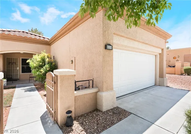 Photo 3 of Townhouse for sale at 9333 Fresh Spring Dr, Las Vegas, NV 89134 | MLS# 2801556 | Listing updated on 2026-07-27