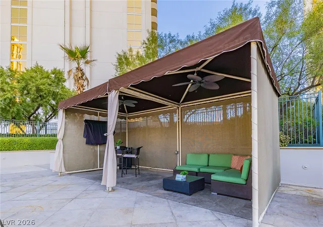 2nd image of 135 E Harmon Ave, Las Vegas, NV 89109