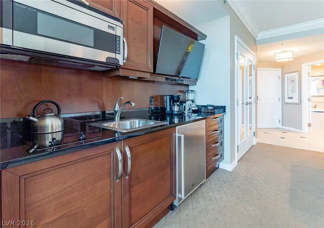 3rd image of 135 E Harmon Ave #2104, Las Vegas, NV 89109 | MLS# 2799090