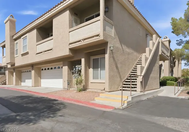 Photo 3 of Condo for sale at 5125 W Reno Ave #1068, Las Vegas, NV 89118 | MLS# 2802017 | Listing updated on 2026-07-24