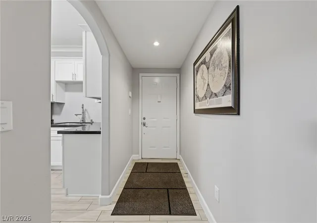 Listing Photo 4 - Condo for sale in building located at 5525 W Flamingo Rd, Las Vegas, NV 89103 - Unit #1023