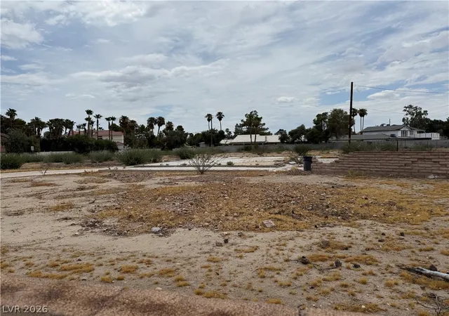 Photo 3 of Land for sale at 5825 W Desert Inn Rd, Las Vegas, NV 89146 | MLS# 2801540 | Listing updated on 2026-07-22