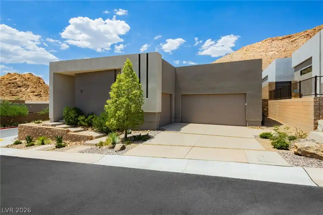 Photo 1 of Single family home for sale at 21 Sand Star Ln, Henderson, NV 89011 | MLS# 2801792 | Listing updated on 2026-10-28