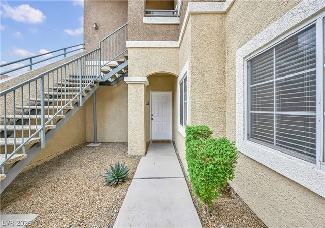 2nd image of 833 Aspen Peak Loop #613, Henderson, NV 89011 | MLS# 2801091