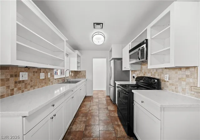Photo 4 of Single family home for sale at 1001 Silver Lake Dr, Las Vegas, NV 89108 | MLS# 2802216 | Listing updated on 2026-07-27