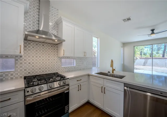 Photo 2 of Single family home for sale at 1832 Spring Summit Ln, Las Vegas, NV 89134 | MLS# 2801560 | Listing updated on 2026-08-24