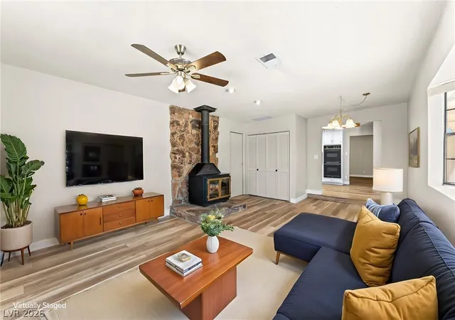 Photo 3 of Single family home for sale at 7313 Gray St, Las Vegas, NV 89145 | MLS# 2801920 | Listing updated on 2026-08-27