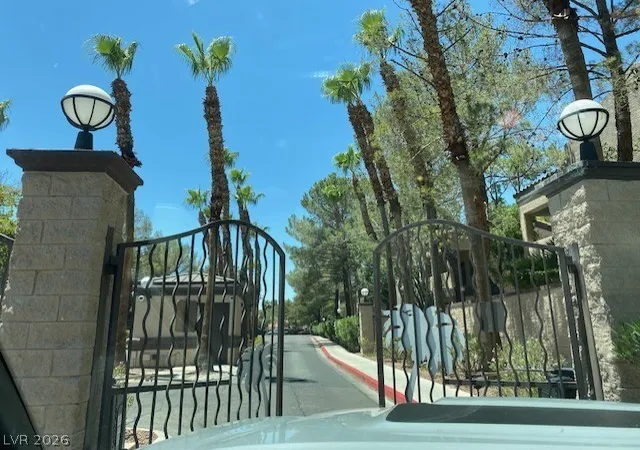 2nd image of 5250 S Rainbow Blvd, Las Vegas, NV 89118