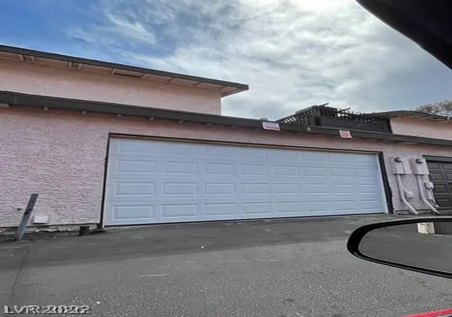 Photo 2 of Townhouse for sale at 4363 Spencer St #8, Las Vegas, NV 89119 | MLS# 2801840 | Listing updated on 2026-07-22