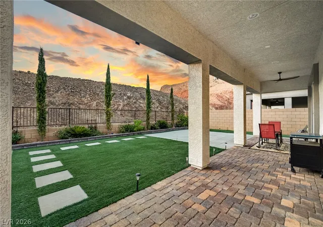 2nd image of 72 Navajo Bridge Ln, Henderson, NV 89011 | MLS# 2801770