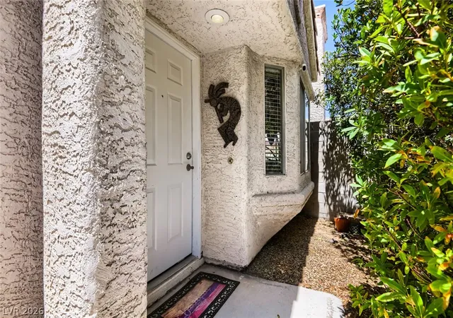 Photo 4 of Sale Pending at 7099 Shadow Crst Dr, Las Vegas, NV 89119 | MLS# 2802097 | Listing updated on 2026-08-29