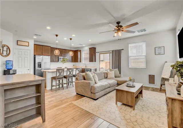 1st image of 688 Bamboo Bend Pl, Henderson, NV 89011 | MLS# 2801153