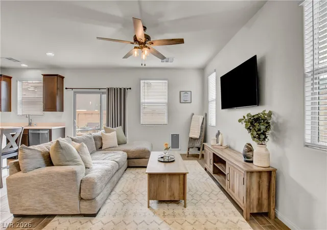 3rd image of 688 Bamboo Bend Pl, Henderson, NV 89011 | MLS# 2801153