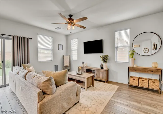 4th image of 688 Bamboo Bend Pl, Henderson, NV 89011 | MLS# 2801153