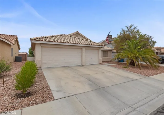 Photo 3 of Single family home for sale at 208 Night Fall Ter, Henderson, NV 89015 | MLS# 2802799 | Listing updated on 2026-07-23
