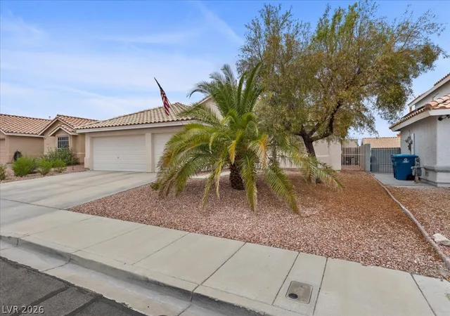 Photo 3 of Single family home for sale at 208 Night Fall Ter, Henderson, NV 89015 | MLS# 2802799 | Listing updated on 2026-07-23
