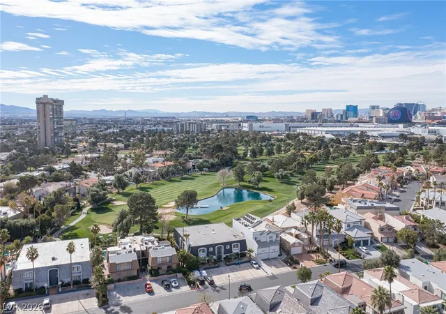 Photo 4 of Condo for sale at 915 Vegas Valley Dr #4, Las Vegas, NV 89109 | MLS# 2803081 | Listing updated on 2026-07-24