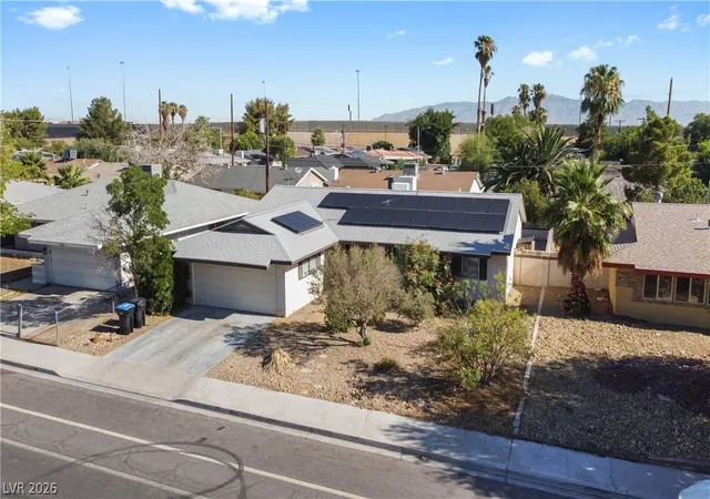 Photo 3 of Single family home for sale at 2004 W Mesquite Ave, Las Vegas, NV 89106 | MLS# 2803151 | Listing updated on 2026-07-24