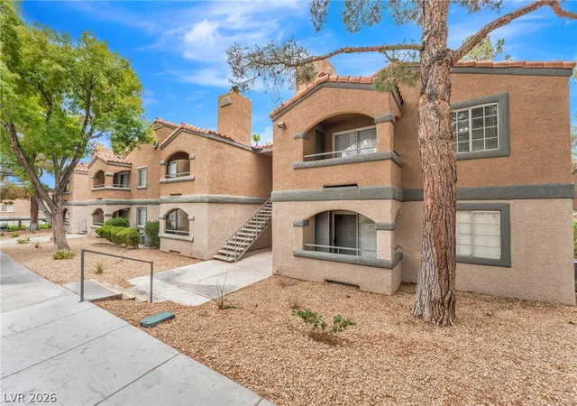 Listing Photo 4 - Condo for sale in building located at 220 Mission Newport Ln, Las Vegas, NV 89107 - Unit #204