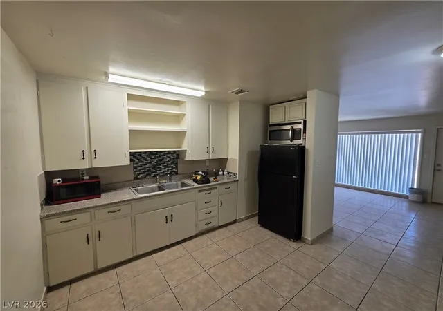 Photo 2 of Single family home for sale at 910 Magnolia Ave, Las Vegas, NV 89108 | MLS# 2803257 | Listing updated on 2026-08-04