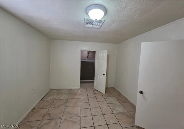 Photo 4 of Single family home for sale at 910 Magnolia Ave, Las Vegas, NV 89108 | MLS# 2803257 | Listing updated on 2026-08-04