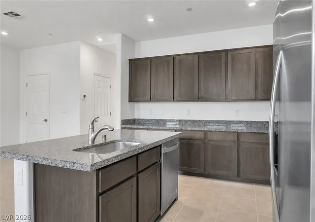 Photo 3 of Townhouse for sale at 671 Anemone Ln, Henderson, NV 89015 | MLS# 2802176 | Listing updated on 2026-08-08