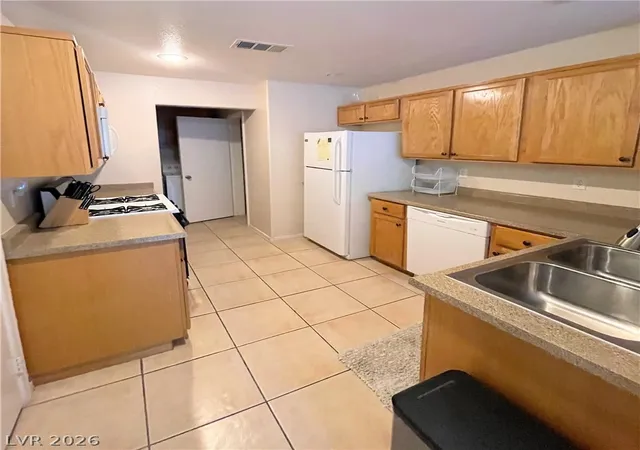 Photo 4 of Townhouse for sale at 2760 Stargate St, Las Vegas, NV 89108 | MLS# 2803314 | Listing updated on 2026-07-25