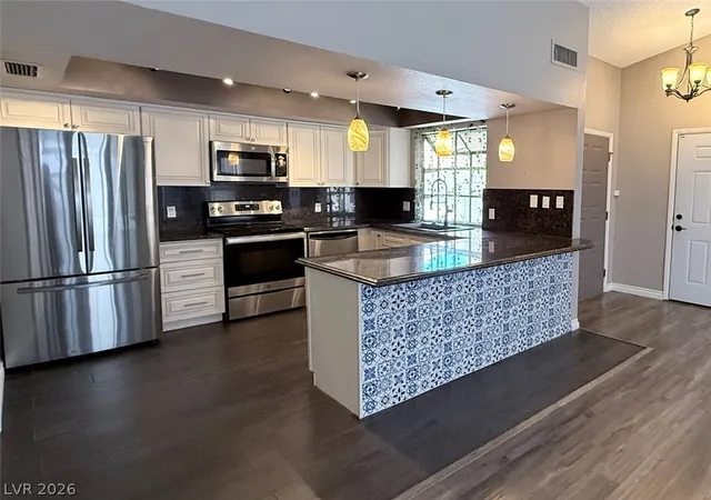 Photo 4 of Single family home for sale at 8404 Mulcahy Ave, Las Vegas, NV 89145 | MLS# 2803373 | Listing updated on 2026-07-26