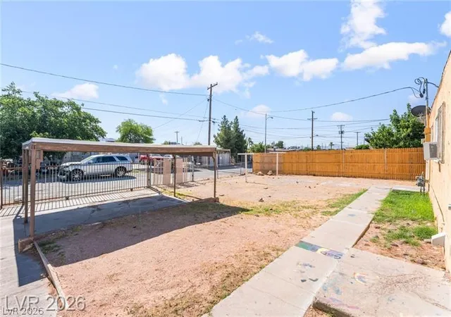 Listing Photo 2 - Condo for sale in building located at 2104 White St, North Las Vegas, NV 89030 - Unit #