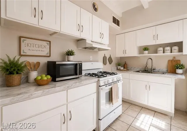 3rd image of 2104 White St, North Las Vegas, NV 89030 | MLS# 2803523
