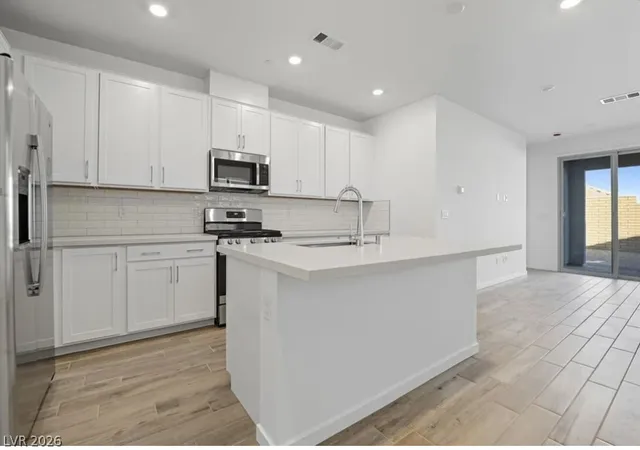 Photo 2 of Single family home for sale at 331 Adufe Pl, Henderson, NV 89015 | MLS# 2803676 | Listing updated on 2026-08-03