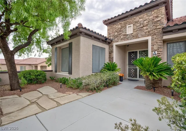 Photo 2 of Single family home for sale at 2120 Twin Fls Dr, Henderson, NV 89044 | MLS# 2803578 | Listing updated on 2026-10-30