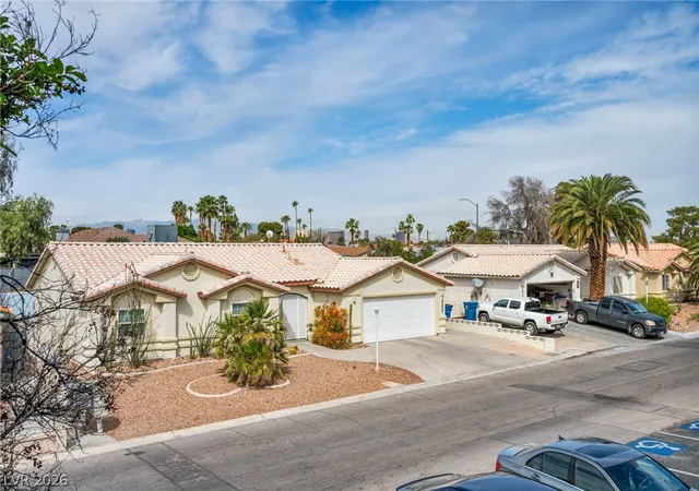 Photo 3 of Sale Pending at 5222 Mandalay Springs Dr #201, Las Vegas, NV 89120 | MLS# 2802300 | Listing updated on 2026-08-28