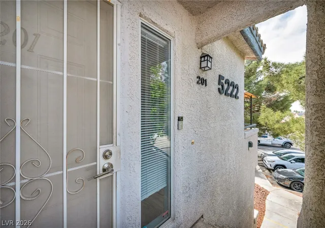 Listing Photo 5 - Condo for sale in building located at 5222 Mandalay Springs Dr, Las Vegas, NV 89120 - Unit #201