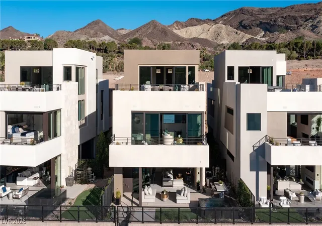 Photo 2 of Single family home for sale at 68 Lakefront Dr, Henderson, NV 89011 | MLS# 2802060 | Listing updated on 2026-07-31