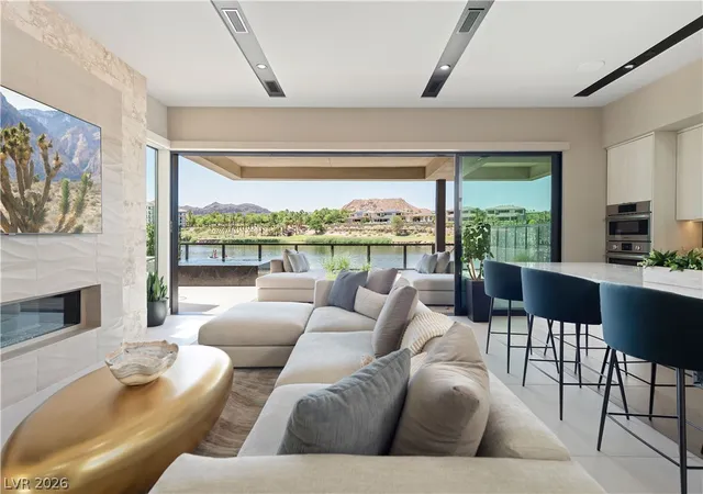 Photo 4 of Single family home for sale at 68 Lakefront Dr, Henderson, NV 89011 | MLS# 2802060 | Listing updated on 2026-07-31